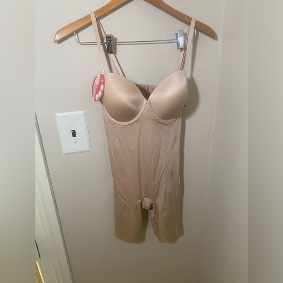 Spanx Tan Shapewear Bodysuit Size Large - Picture 1 of 7